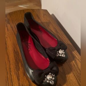 Brighton Bow Flats Size 8 M Black Leather Silver Accents And Rhinestones
